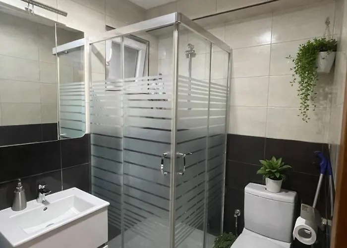 Cozy Art In The Heart Of